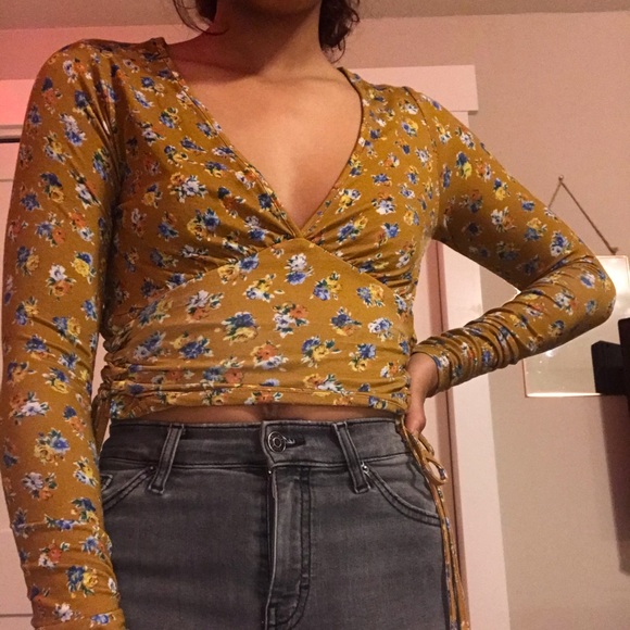 Long sleeve crop top - Picture 2 of 5